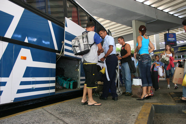 O aumento se refere apenas aos veículos que fazem ligação entre cidades baianas (Foto: Arquivo CORREIO)