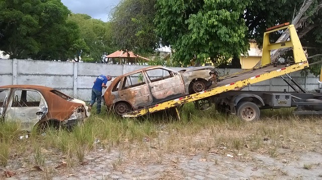 Ação pretende deixar a cidade livre de carros abandonados (Foto: ASCOM | PMC)