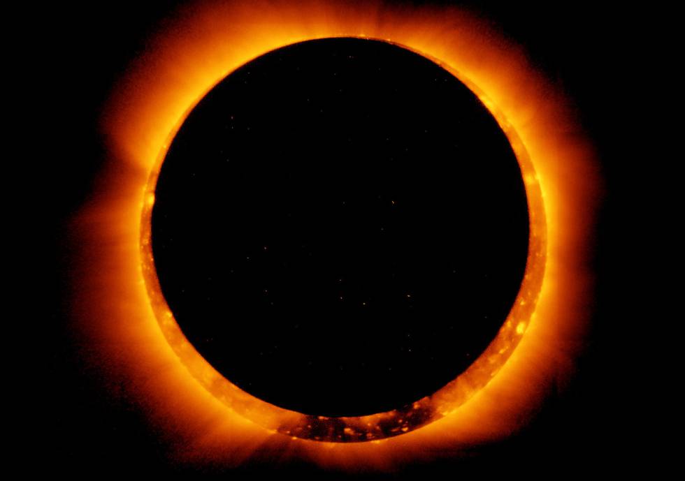 A depender da localidade, o eclipse poderá ser visto entre 10h e 12h30, horário de Brasília. Nasa vai transmitir em tempo real (Foto: AFP)