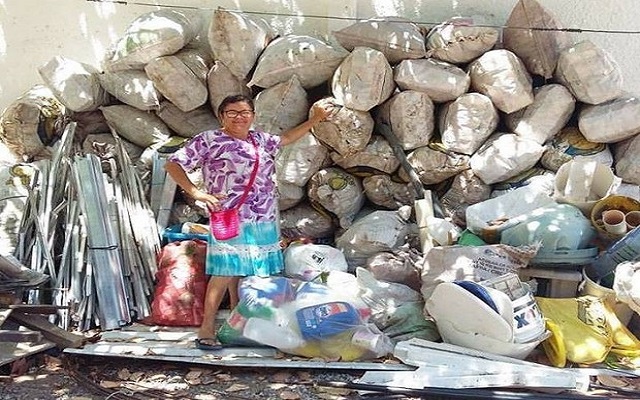 Isabel reuniu mais de 300 kg de latas para ajudar manutenção do filho na Europa (Foto: Isabel Cristina | Acervo Pessoal)
