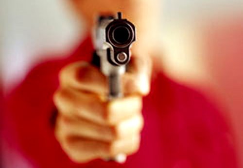 Não há informações sobre as circunstâncias do crime, que será apurado pela Delegacia de Homicídios de Camaçari