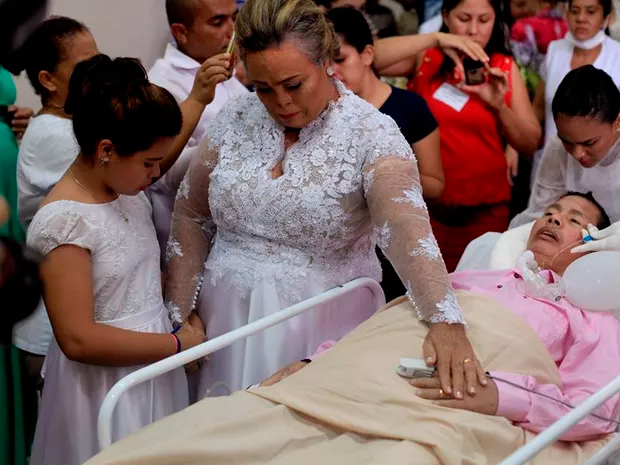 Airon Nascimento decidiu se casar após revelar um sonho no qual Deus teria dito que ele morreria em breve (Foto: Beto Monteiro/Divulgação) Airon Nascimento decidiu se casar após revelar um sonho no qual Deus teria dito que ele morreria em breve (Foto: Beto Monteiro/Divulgação)