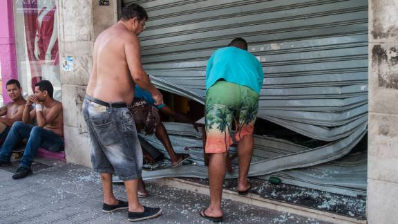 Em 4 dias de paralisação, 270 lojas são saqueadas