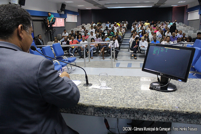 Reforma da Previdência e situação do transporte universitário serão debatidos na Câmara