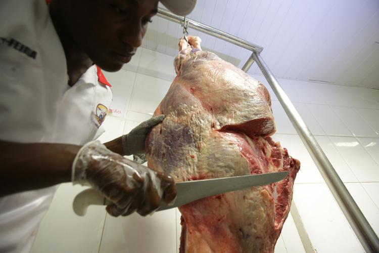Cadeia de produção e comercialização de carne bovina movimenta R$ 3 bilhões (Foto: Joá Souza l Ag. A TARDE)