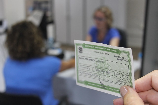 Vale lembrar que a lei considera cada turno como uma votação em separada para efeito de cancelamento de título