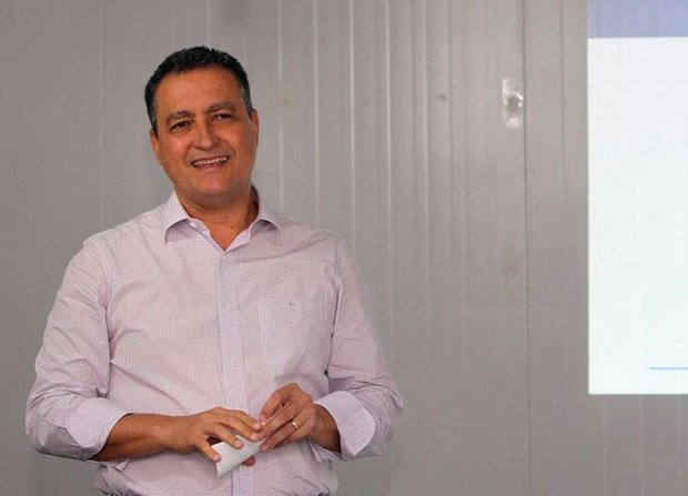 Com a obra, o governador Rui Costa exibe o papel do político que visa a população e o crescimento antes de combates à adversários políticos, pois tirou da gaveta uma promessa de campanha que vem desde o ex-governador Paulo Souto (DEM)