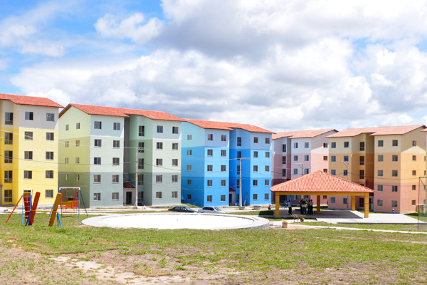 O argumento da Seinfra é de que essas inscrições não são confiáveis e que podem conter fraudes beneficiando pessoas que já possuem imóveis e querem se aproveitar desse benefício social projetando apenas para quem realmente precisa