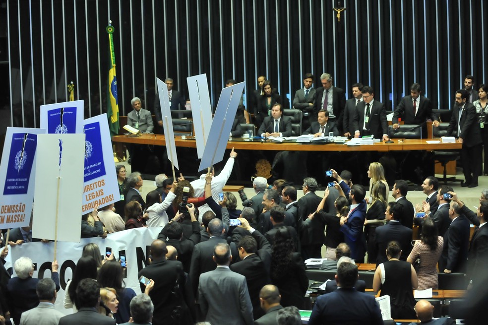 Plenário da Câmara durante votação do projeto de reforma trabalhista (Foto: J.Batista/Câmara dos Deputados) Plenário da Câmara durante votação do projeto de reforma trabalhista (Foto: J.Batista/Câmara dos Deputados)