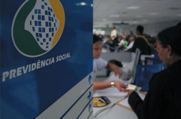 Para que as novas regras comecem a valer, a reforma da Previdência precisa ser aprovada em dois turnos na Câmara e em dois turnos no Senado (Foto: Agência Brasil)