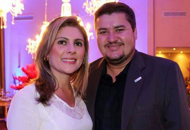 Presidente do PHS e a mulher, Lorena, que morreu em acidente (Foto: Reprodução)