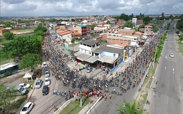 Ao todo mais de mil ciclistas de toda Bahia estiveram presentes no evento que contou com uma mega estrutura para receber à todos os participantes