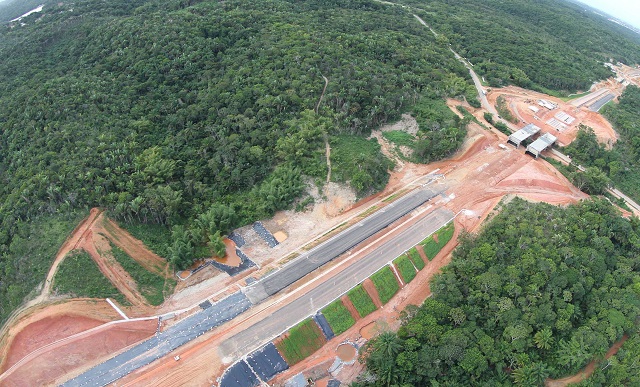 Vista aérea da Via Metropolitana Camaçari-Lauro de Freitas (Foto: Manu Dias/GOVBA)