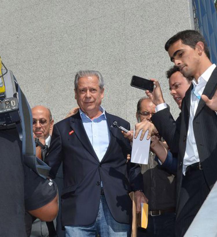 Ex-chefe da Casa Civil de Lula ganha habeas corpus; ele já foi condenado a 32 anos por corrupção e lavagem (Foto: Fabio Rodrigues Pozzebom l Agência Brasil)