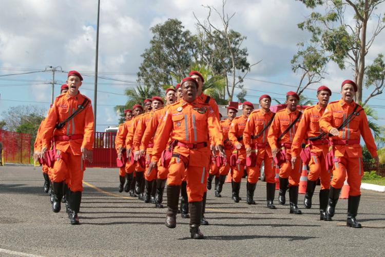 O Corpo de Bombeiros Militar oferece 750 vagas (Foto: Mateus Pereira l Gov-BA) O Corpo de Bombeiros Militar oferece 750 vagas (Foto: Mateus Pereira l Gov-BA)