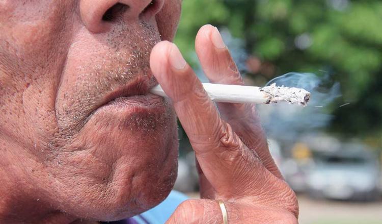 Tabagismo debilita um gene que protege estes importantes vasos sanguíneos (Foto: Joá Souza | Ag. A TARDE)