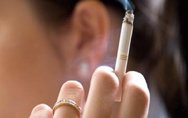 A combustão do cigarro libera mais de 4.700 substâncias tóxicas, incluindo nitrosaminas causadores de câncer