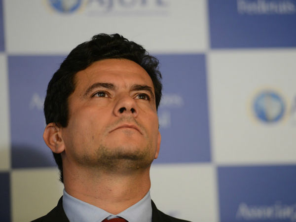 O Ministério Público e Moro continuam sem provas contra Lula O Ministério Público e Moro continuam sem provas contra Lula