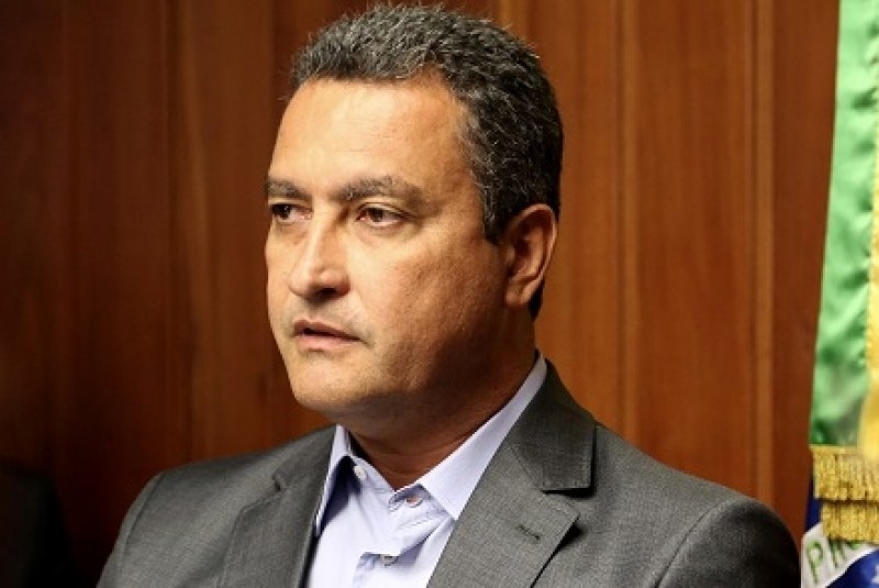 'Propaganda enganosa' pode levar governador Rui Costa à prisão 'Propaganda enganosa' pode levar governador Rui Costa à prisão