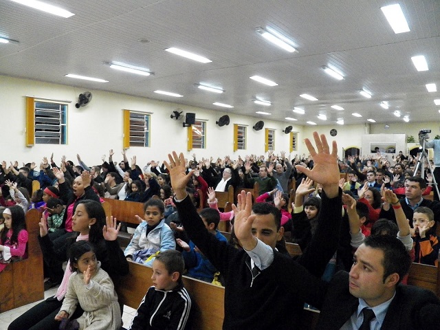 Igreja lotada