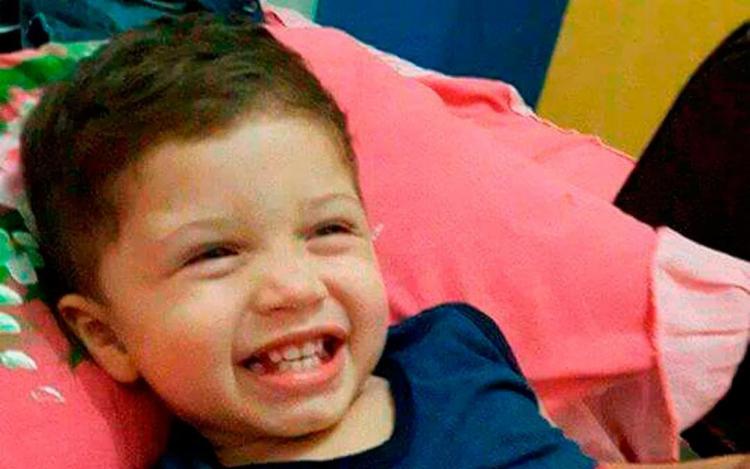 Pai não viu o filho ao manobrar o carro (Foto: Divulgação | Polícia Civil) Pai não viu o filho ao manobrar o carro (Foto: Divulgação | Polícia Civil)