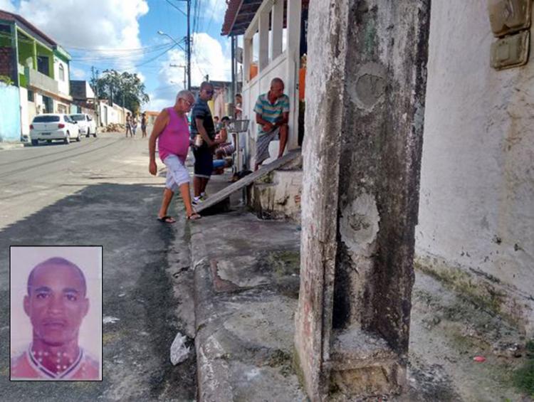 Buracos no poste foram tapados porque Marilene os usava como escada para espiar casa do ex (Foto: Euzeni Daltro l Ag. A TARDE) Buracos no poste foram tapados porque Marilene os usava como escada para espiar casa do ex (Foto: Euzeni Daltro l Ag. A TARDE)
