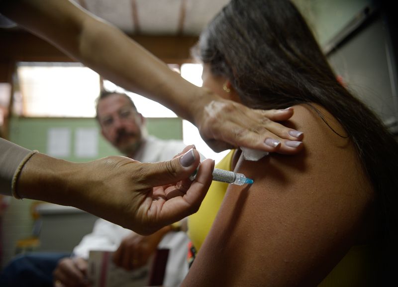 A vacina vai estar disponível em todos os postos do país e protege contra três sorotipos do vírus H1N1, H3N2 e Influenza B (Foto: EBC)