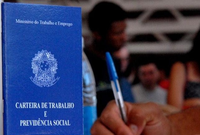 Entre as mudanças, uma trata do trabalho insalubre para gestantes e lactantes