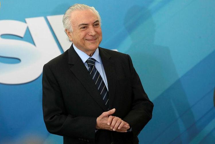 O custo da salvação de Temer, que ficou em mais de R$ 17 bilhões, é uma prova concreta do risco de, com o parlamentarismo, se entregar o poder da governança a figuras sem nenhum compromisso com os princípios republicanos, como têm sido os deputados e senadores no Brasil O custo da salvação de Temer, que ficou em mais de R$ 17 bilhões, é uma prova concreta do risco de, com o parlamentarismo, se entregar o poder da governança a figuras sem nenhum compromisso com os princípios republicanos, como têm sido os deputados e senadores no Brasil