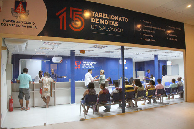 Aumento de taxas está em vigor desde março e afeta cartórios (Foto: Evandro Veiga/Arquivo CORREIO) Aumento de taxas está em vigor desde março e afeta cartórios (Foto: Evandro Veiga/Arquivo CORREIO)