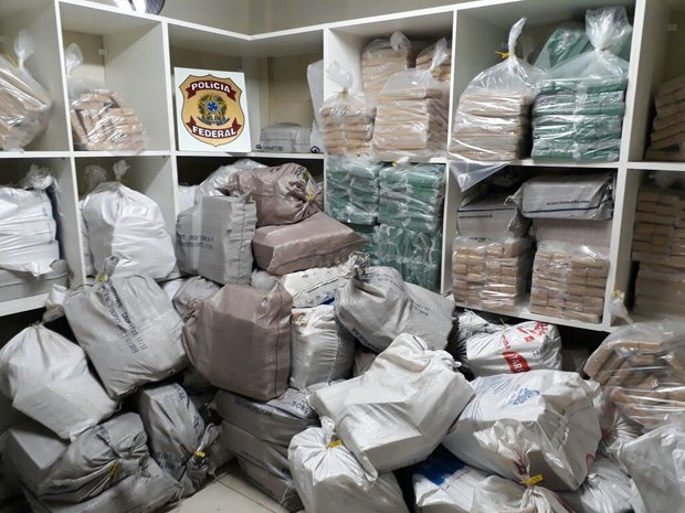 Maconha seria vendida em Salvador e Região Metropolitana (Foto: Bruno Wendel/CORREIO) Maconha seria vendida em Salvador e Região Metropolitana (Foto: Bruno Wendel/CORREIO)