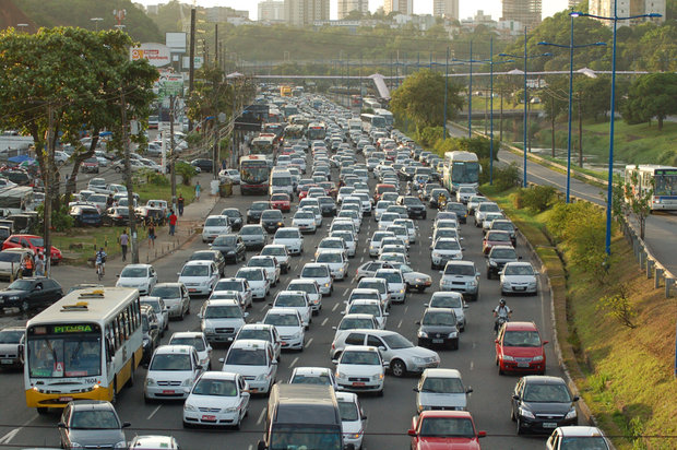 Quem desobedecer a lei pode ter a CNH cassada (Foto: Arquivo) Quem desobedecer a lei pode ter a CNH cassada (Foto: Arquivo)