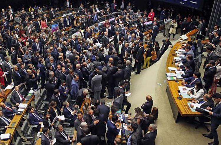 Para ter validade em 2018, regra precisa ser aprovada pela Câmara e pelo Senado (Foto: Wilson Dias l Agência Brasil) Para ter validade em 2018, regra precisa ser aprovada pela Câmara e pelo Senado (Foto: Wilson Dias l Agência Brasil)