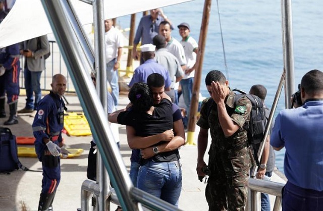 O número de mortos foi revisado pela Marinha do Brasil (Foto: Xando Pereira | Ag. A TARDE) O número de mortos foi revisado pela Marinha do Brasil (Foto: Xando Pereira | Ag. A TARDE)
