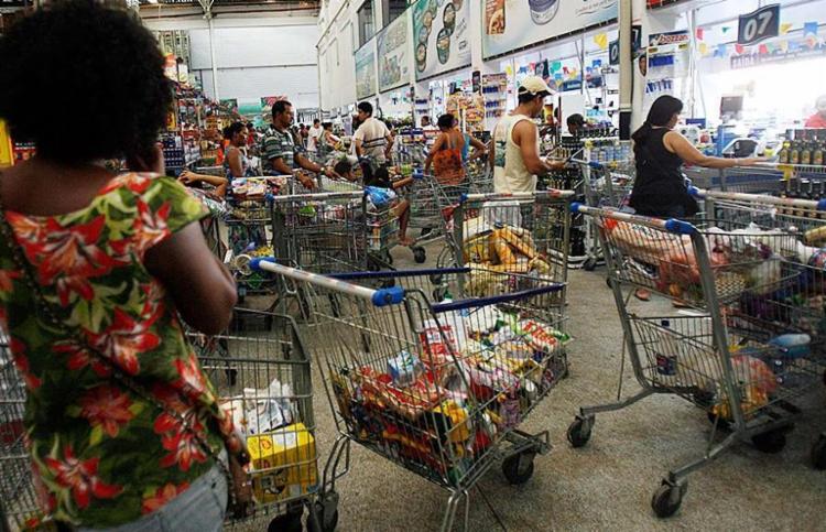 Decreto reconhece o setor supermercadista como atividade essencial da economia (Foto: Margarida Neide | Ag. A TARDE) Decreto reconhece o setor supermercadista como atividade essencial da economia (Foto: Margarida Neide | Ag. A TARDE)