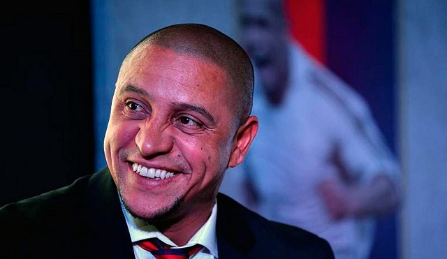 Assim que o ex-atleta desembarcar no Brasil ele deve ser preso (Foto: AFP)
