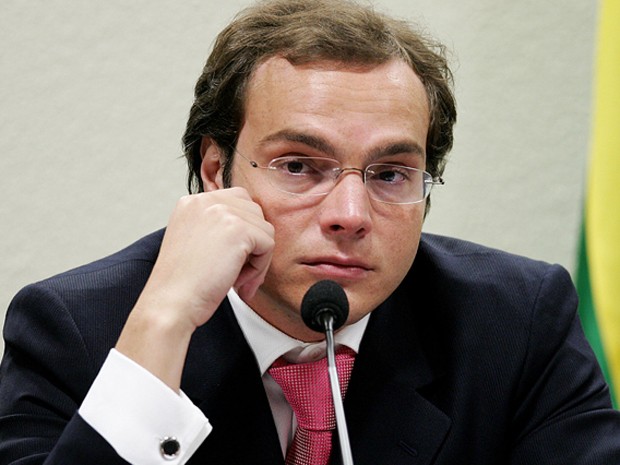 Desde o início da semana, a delação do operador do PMDB, Lúcio Funaro, que atinge em cheio Temer e outros figurões do governo, já está nas mãos do relator da Lava Jato, para homologação Desde o início da semana, a delação do operador do PMDB, Lúcio Funaro, que atinge em cheio Temer e outros figurões do governo, já está nas mãos do relator da Lava Jato, para homologação