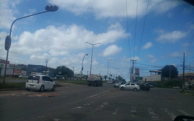 Sinaleiras estão quebradas em diversas partes da cidade (Foto: CFF)