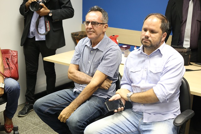 Silval Cerqueira presidente do Sindicato dos Servidores Públicos do Município de Camaçari (Sindsec) e José Miran diretor do Sindicato dos Professores e Professoras da Rede Municipal de Camaçari (Sispec) Silval Cerqueira presidente do Sindicato dos Servidores Públicos do Município de Camaçari (Sindsec) e José Miran diretor do Sindicato dos Professores e Professoras da Rede Municipal de Camaçari (Sispec)