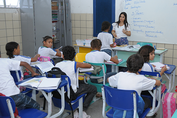 Conforme reza o antigo jargão jurídico, decisão judicial não se discute, cumpre-se Conforme reza o antigo jargão jurídico, decisão judicial não se discute, cumpre-se