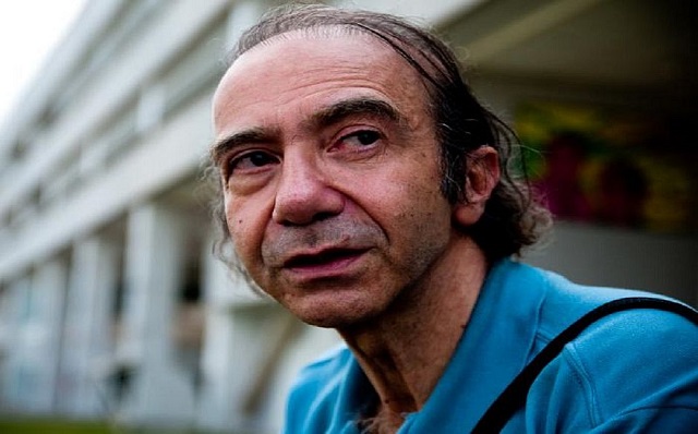 Farah também colocou 'música de terror' antes de morrer Farah também colocou 'música de terror' antes de morrer