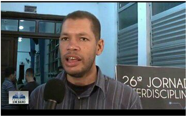 O irmão de Josinei, o contador Josivan Cedraz, informou que ele apresenta desde os 20 anos, quadro de esquizofrenia e estava em crise O irmão de Josinei, o contador Josivan Cedraz, informou que ele apresenta desde os 20 anos, quadro de esquizofrenia e estava em crise
