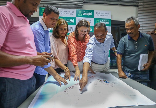 Cepeamento das ruas oficializadas (Foto: Thiago Canuto) Cepeamento das ruas oficializadas (Foto: Thiago Canuto)