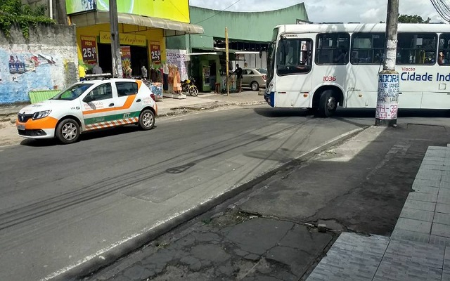 Dois pesos duas medidas V (Foto: Leitor CFF) Dois pesos duas medidas V (Foto: Leitor CFF)
