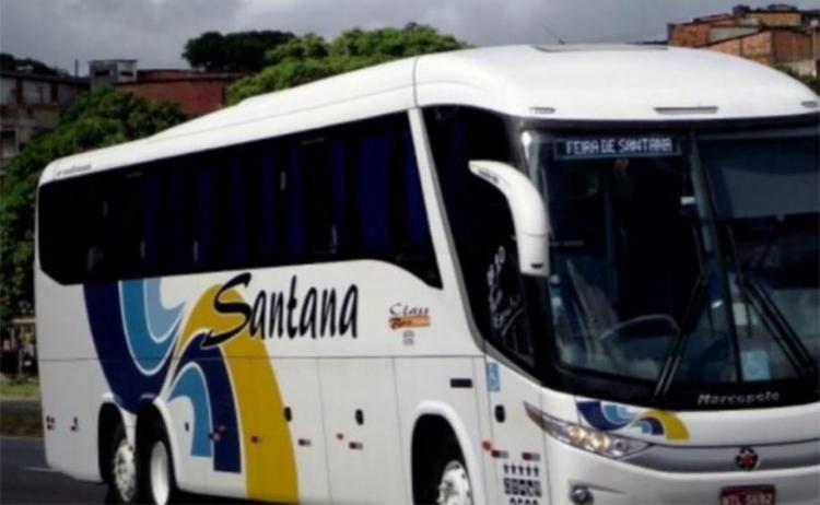 Bandidos roubaram farda e crachá de motorista de ônibus Bandidos roubaram farda e crachá de motorista de ônibus