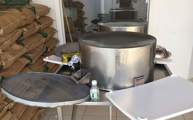 A Operação Hedonikos está cumprindo mandados de busca e apreensão em Feira de Santana e Salvador (Foto: Divulgação) A Operação Hedonikos está cumprindo mandados de busca e apreensão em Feira de Santana e Salvador (Foto: Divulgação)
