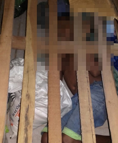 Garoto estava debaixo da cama do preso (Foto: Divulgação) Garoto estava debaixo da cama do preso (Foto: Divulgação)