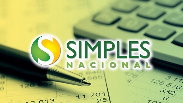 Para fazer parte da Ação Administrativa, e conseguir o reenquadramento, é preciso que os contadores ou representantes legais dessas empresas procurem a equipe da ACEC-CDL o quanto antes, pois o prazo para dar entrada na Ação Administrativa até o dia 31 de outubro Para fazer parte da Ação Administrativa, e conseguir o reenquadramento, é preciso que os contadores ou representantes legais dessas empresas procurem a equipe da ACEC-CDL o quanto antes, pois o prazo para dar entrada na Ação Administrativa até o dia 31 de outubro