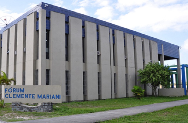 Prédio do fórum Clemente Mariani