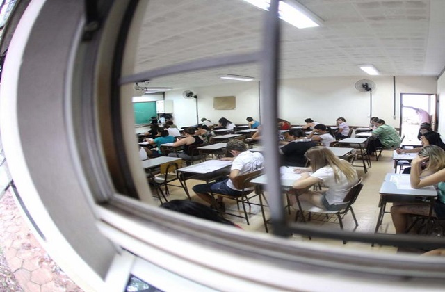 O país tem aproximadamente 2 milhões de estudantes nas universidades e institutos federais (Foto: Samuel Costa | Hoje em dia | Estadão Conteúdo) O país tem aproximadamente 2 milhões de estudantes nas universidades e institutos federais (Foto: Samuel Costa | Hoje em dia | Estadão Conteúdo)